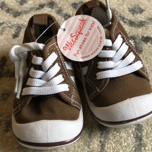 BNWT Wee Squeak shoes